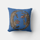 追いかけるタイガース田口たもきブルー クッション (正面)