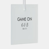 追加カップル名の結婚式パーティーの場所都市gのゲーム ガラスオーナメント (正面右)