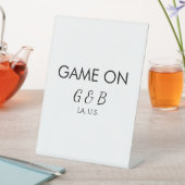 追加カップル名の結婚式パーティーの場所都市gのゲーム 台座サイン (インサイチュ)