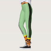 追加文字かわいらしと可愛いl動物パターントレーニング レギンス (左)