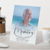 追悼式を愛する中で 台座サイン (インサイチュ)