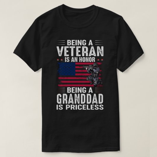 退役軍人であることは名誉である祖父はPrである Tシャツ (デザイン正面)