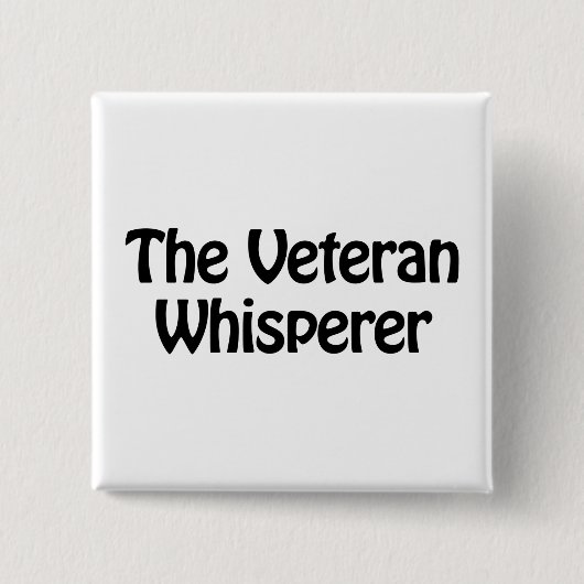 退役軍人の囁くもの 缶バッジ (正面)