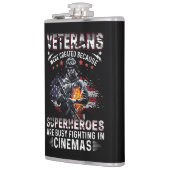 退役軍人はシネマ忙しスのスーパーヒーロー フラスク (左)