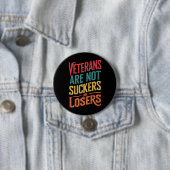 退役軍人は馬鹿でも負け犬でもない トランプ 投票 缶バッジ (インサイチュ)