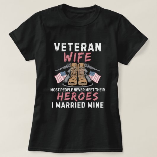 退役軍人妻Iマイ結婚したヒーロー軍隊 Tシャツ (デザイン正面)