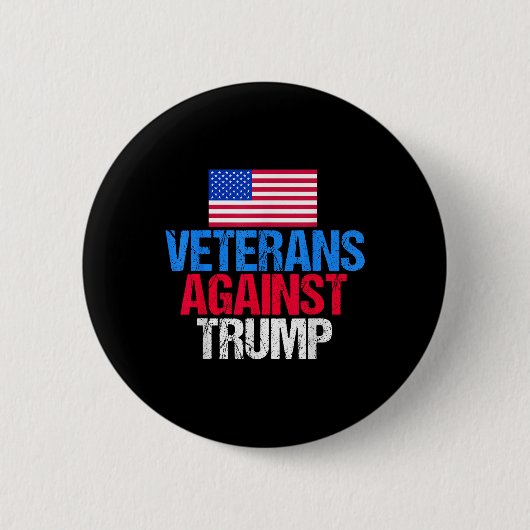 退役軍人対ドナルドトランプ 缶バッジ (正面)
