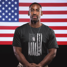 退役軍人愛国的ヴィンテージアメリカ国旗Tシャツ Tシャツ