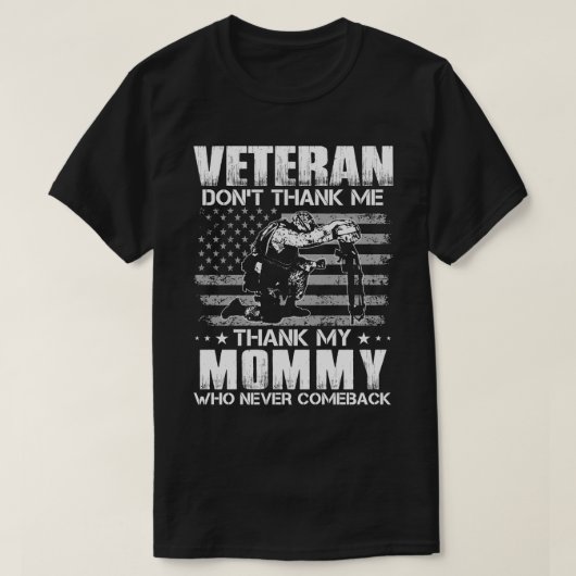 退役軍人感謝していよよ感謝していりお母さん Tシャツ (デザイン正面)