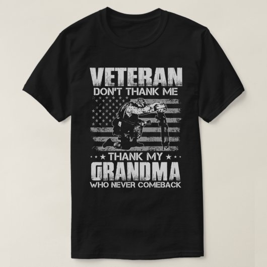 退役軍人感謝していよ感謝していよおばあちゃん Tシャツ (デザイン正面)