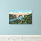 退役軍人記念橋の眺め キャンバスプリント (インサイチュ (ウッドフロア))