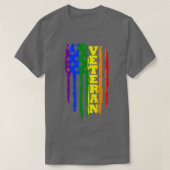 退役軍人LGBTゲイプライドレインボーアメリカン国旗ミリット Tシャツ (デザイン正面)