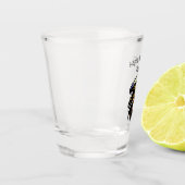 退職おもしろいジョークもはや仕事のお祝い ショットグラス (左)