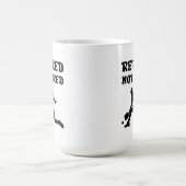 退職したしかし、疲れていない退職金のピックボールスポーツ コーヒーマグカップ (中央)