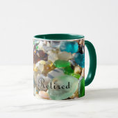 退職したなギフトのSeaglassのコーヒー・マグは海ガラスを浜に引き上げます マグカップ (正面右)