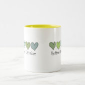 退職したなソーシャルワーカーのギフト ツートーンマグカップ (中央)