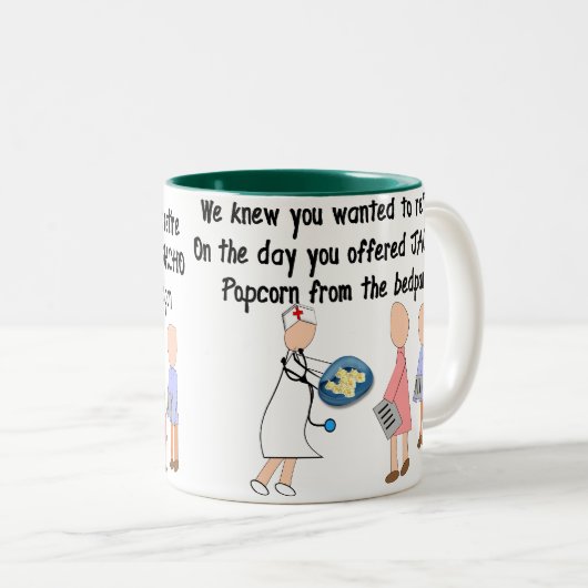 退職したなナースのストーリーアートのギフト ツートーンマグカップ (正面右)