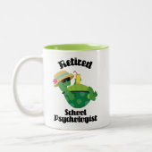 退職したな学校の心理学者のギフト ツートーンマグカップ (左)
