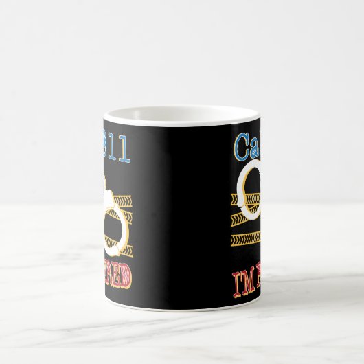 退職したな警察官の警官のおもしろいな退職のマグ コーヒーマグカップ (中央)