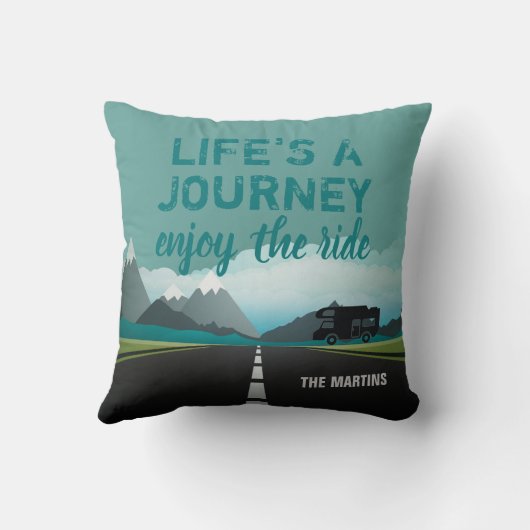 退職したなRV旅行引用文|のパーソナライズなティール(緑がかった色) クッション (裏面)