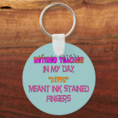 退職した先生「インク汚れた指」同図! キーホルダー (正面)