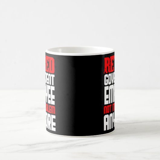 退職した公務員の退職パーティー コーヒーマグカップ (中央)