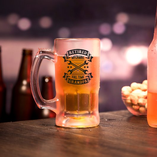 退職した整備士 |フルタイムグランドパタイポグラフィ フロストグラスビールジョッキ