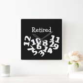 退職した落ちたおもしろい数 スクエア壁時計 (ホーム)