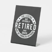 退職した 2023 台座サイン (正面)