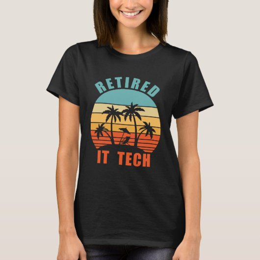 退職したIT技術者 コンピューター好き 幸せな退職おめでとう Tシャツ (正面)