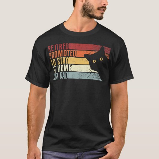 退職して専業猫パパに昇格 Tシャツ (正面)