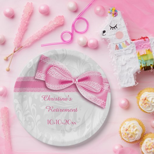 退職のピンクのダマスク織およびフェイクな弓 ペーパープレート (パーティー)