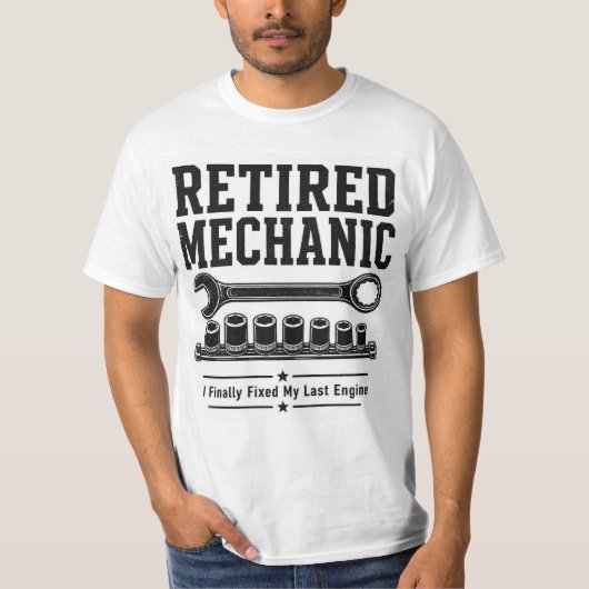退職メカニックTシャツ — ついに最後の不具合を直した Tシャツ (正面)