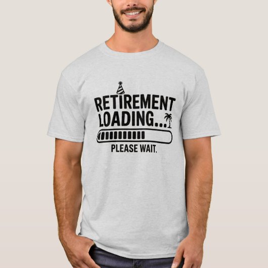 退職ロード中 お待ちください 面白いTシャツ Tシャツ (正面)