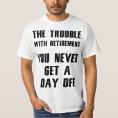退職笑わされるT型 Tシャツ (正面)