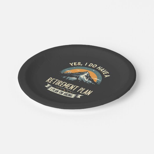 退職計画ハイキングおもしろいパパアウトドアハイキング ペーパープレート (アングル)