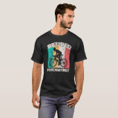 退職退職した精神科医 Tシャツ (正面フル)