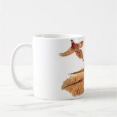 逃げやすいキジの鳥の狩り コーヒーマグカップ (左)