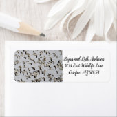 逃走中のガチョウの群れ ラベル (インサイチュ)