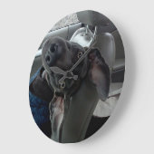 逆さまのWeimaranerの柱時計 ラージ壁時計 (傾斜)