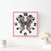透かし模様の蝶 スクエア壁時計 (ホーム)