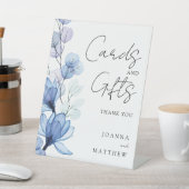 透明な埃っぽい青いフローラカードとギフト 台座サイン (インサイチュ)