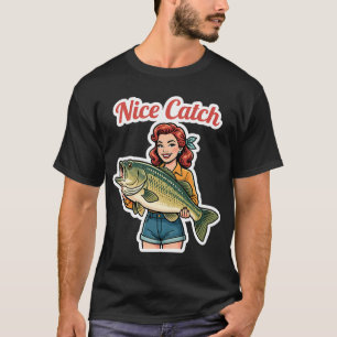 透明な背景の大きな魚を持つ漫画の女性 Tシャツ