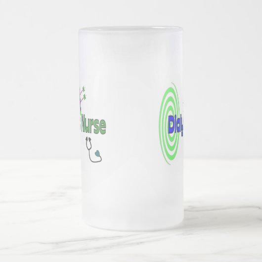 "透析ナース"のユニークなグラフィックのギフト フロストグラスビールジョッキ (中央)