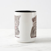 途方もない猫 ツートーンマグカップ (中央)
