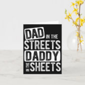 通りでは父、ベッドではダディ　最高の父 カード (黄色い花)