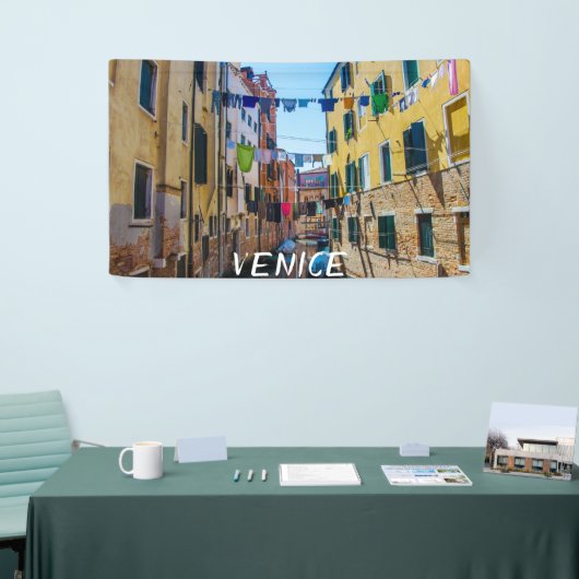 通りでヴェネツィアで洗濯した服イタリア 横断幕 (トレードショー)