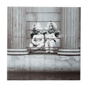 通りの芸術の天使 タイル