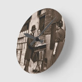 通りドクター1876年~77年(woodburytype) ラウンド壁時計 (傾斜)