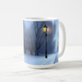 通りランプ白熱［赤熱］光を放つインウィンターワンダーランド コーヒーマグカップ (正面右)